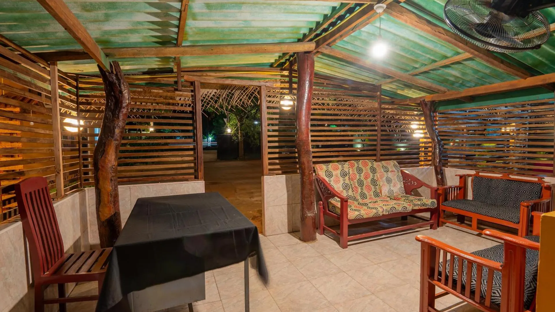 Inn Ayurvedic Lanka Wellness Hotel Moragaswewa
